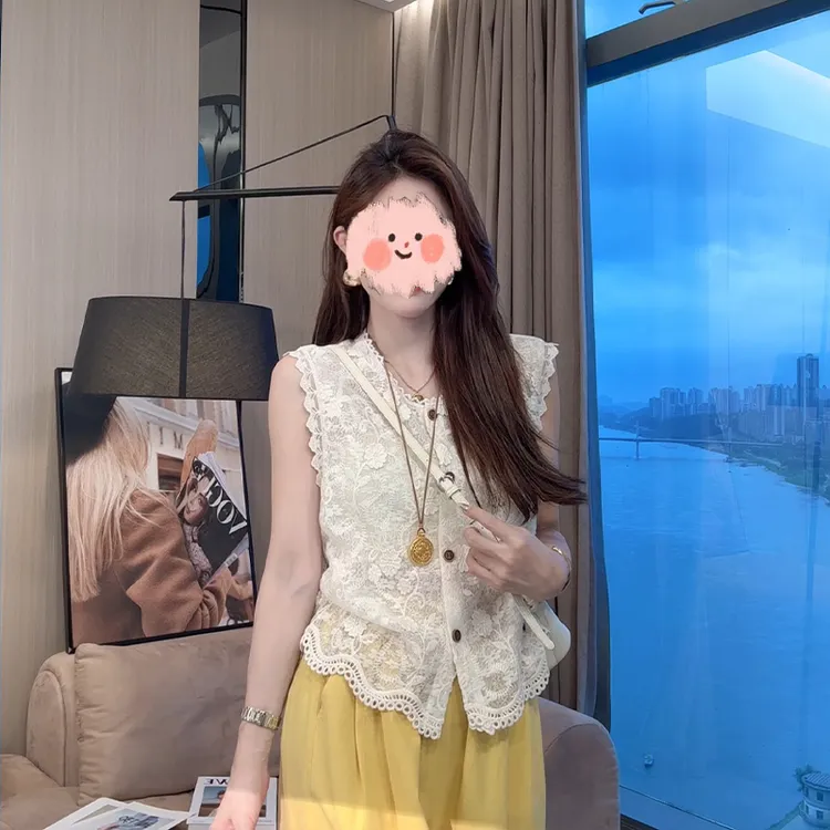 2025年气质新款时尚休闲设计感气质无袖圆领蕾丝上衣短袖雪纺衫女