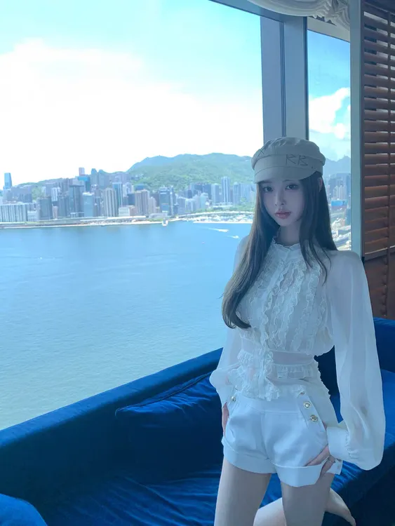 日光柔纱 法式宫廷风花边衬衫洋气高级感上衣高腰显瘦百搭短裤女