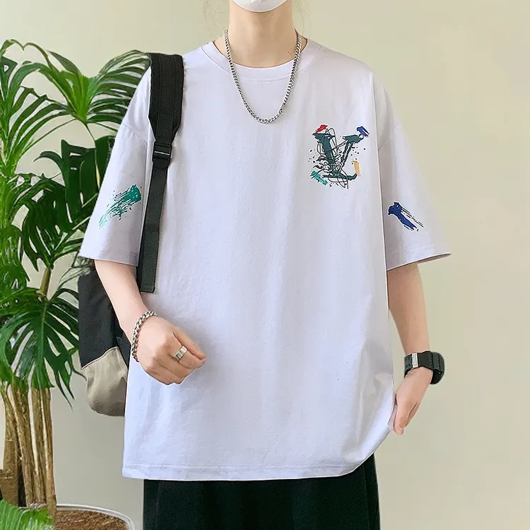 2025新款青少年帅气圆领短袖t恤男孩学生夏季半袖新款夏装上衣