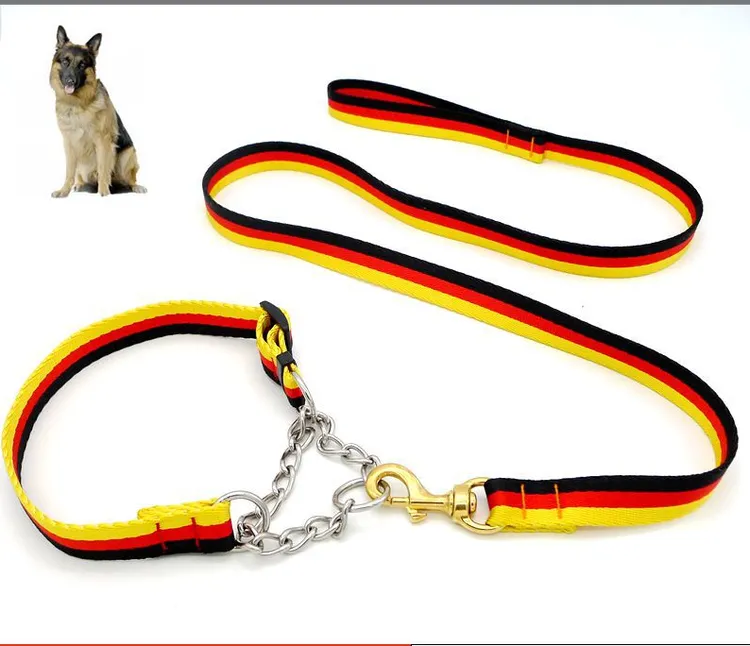 中大型牵带遛狗绳马犬德牧金毛牵引绳扑咬绳训犬狗链子半p链项圈