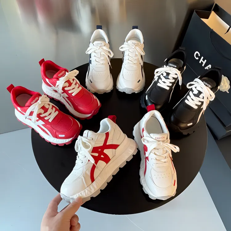 【洛姐】8CM增高鞋女款2025新款秋冬爆款小个子厚底休闲鞋阿甘鞋子