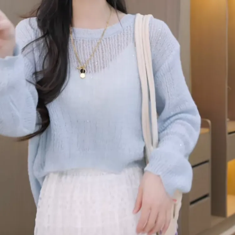 欧若风后背纽扣设计感亮丝针织衫女2025新款春季短款长袖罩衫上衣