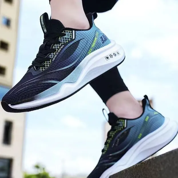 爆款潮流春夏季飞织透气跑步圆头轻便时尚网面鞋运动鞋减震休闲