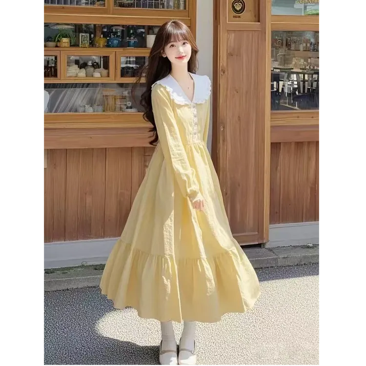 欧货2025春季新款慵懒风高级感经典洋气百搭黄色娃娃领连衣裙