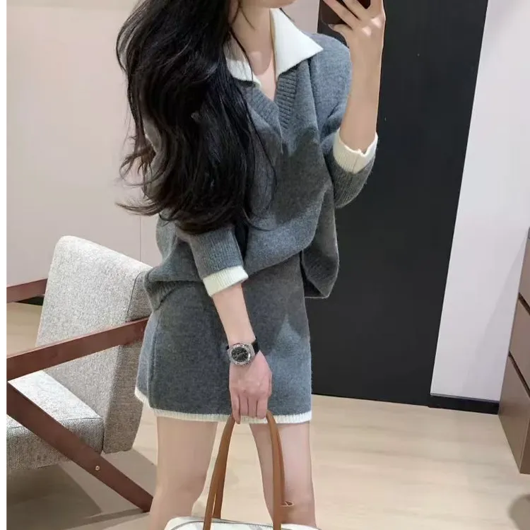 高级感翻领拼色针织套装女秋冬新款宽松慵懒毛衣半身裙时尚两件套
