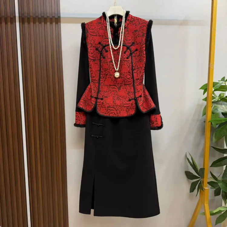 新款大码女装时尚气质复古典雅新中式马甲十打底衫十半身裙三件套