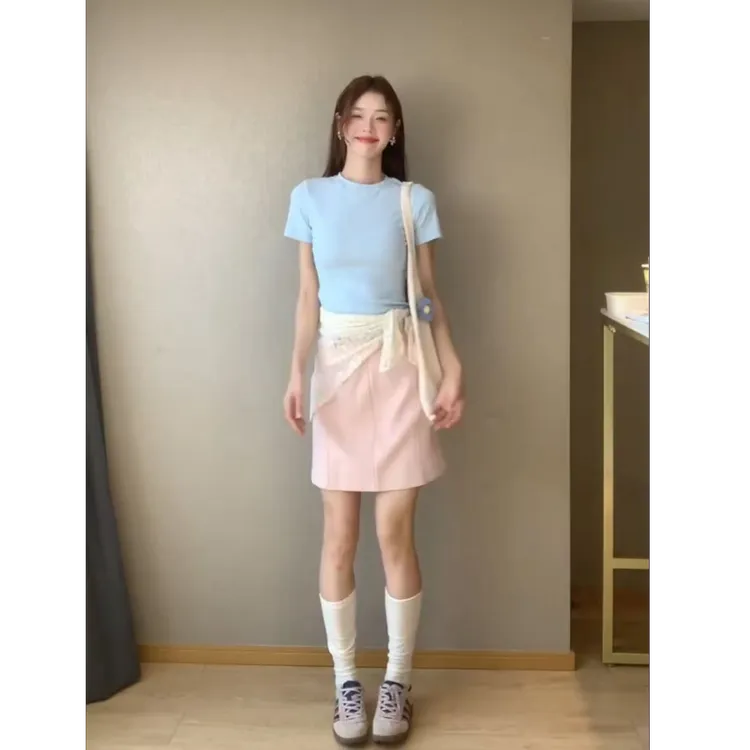 辣妹正肩短袖T恤短款性感打底衫夏季小众纯色上衣女百搭短裙套装