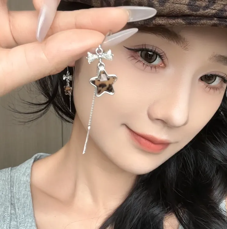 合金合成锆石耳饰 豹纹星星蝴蝶结耳线质感时尚百搭精致