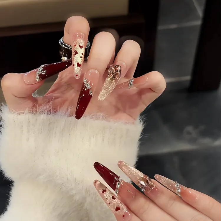 【蔷薇心事】秋冬法式碎钻猫眼美甲款式推荐2025爆款显白手工穿戴甲