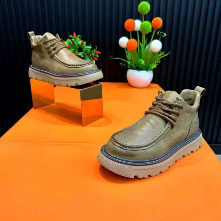 2025冬季新款加绒保暖高帮棉鞋厚底增高防滑耐脏时尚男士休闲短靴