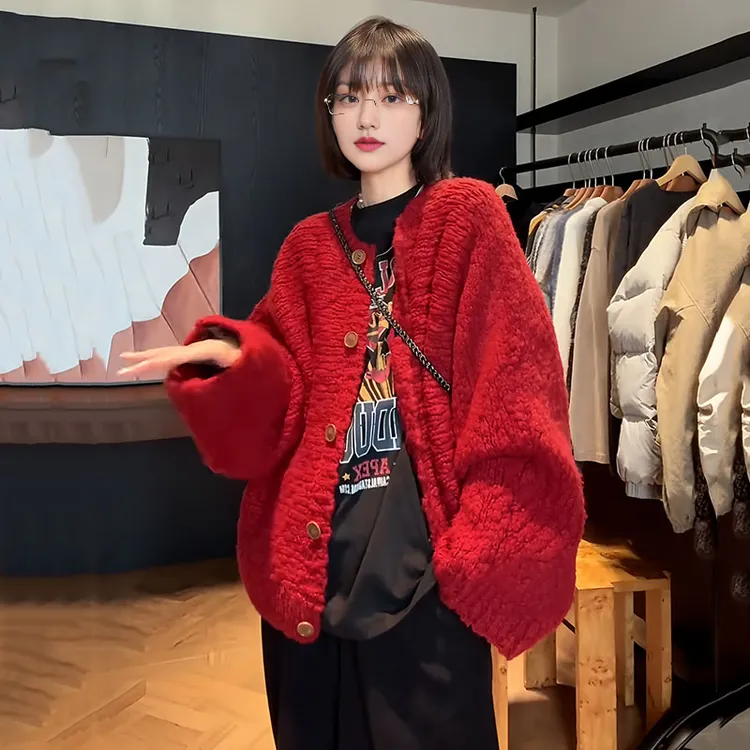 大码高级感红色毛衣外套女2025新款秋冬胖mm圣诞穿搭针织开衫上衣