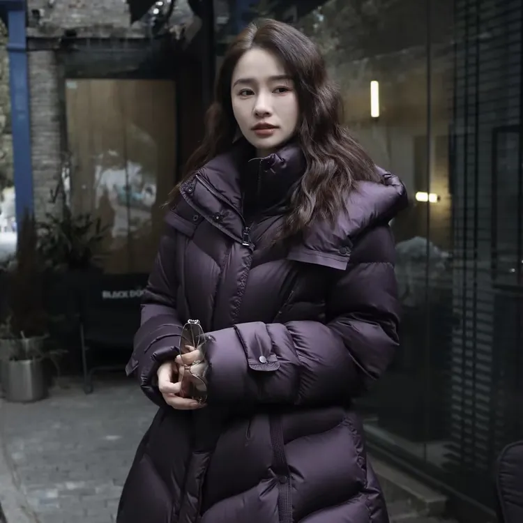 HELA AOMI “原单线.丝光鹅绒.蚂蚁腰”90鹅绒绗线羽绒服CY5DC64411