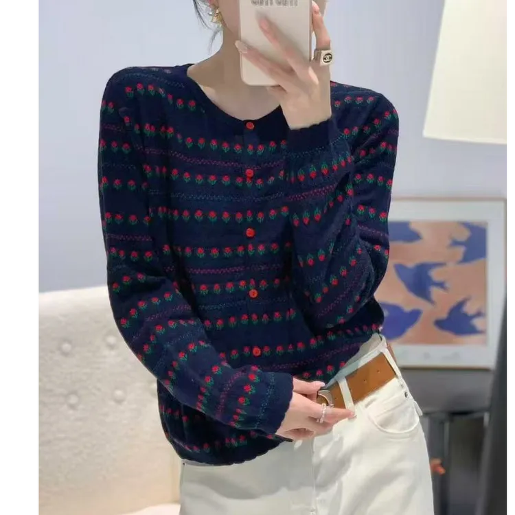 【黄小西+231】花园小花韩系2025早秋新款针织开衫百搭女款宽松显瘦减龄毛衣