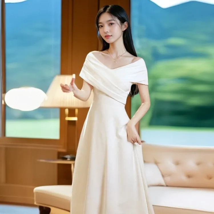 宴会晚礼服2025新款女高级感气质高端大气轻奢小众显瘦小礼服