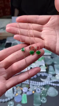 【闪购商品】翡翠吊坠(不含链)18K金镶嵌|挂件其它A1|