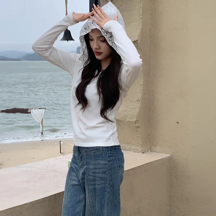 2025秋冬蕾丝连帽长袖T恤修身显瘦减龄时尚打底衫百搭洋气上衣女