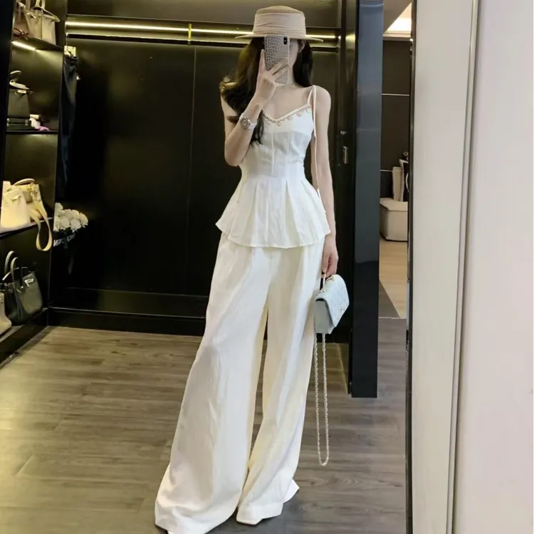 高级气质吊带上衣质感性感上衣显身材休闲裤子百搭通勤两件套女