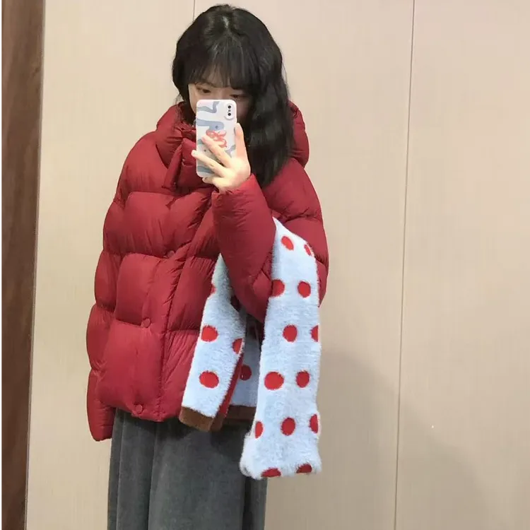 2026秋冬新款韩系休闲红色连帽短裤棉服外套针织衫灰色裤子三件套