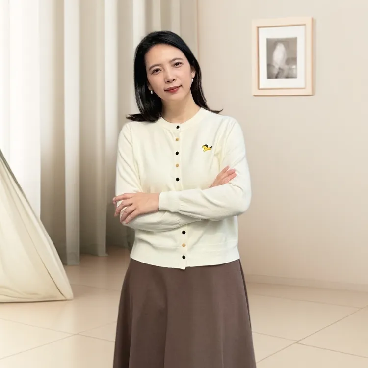 针织衫刺绣秋冬法式针织衫毛针织衫气质彩扣羊毛衫显瘦百搭遮肚