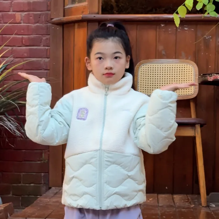 【熊猫】安踏儿童防风休闲女拼接轻型保暖绒外套冬季女装撞色羽绒服