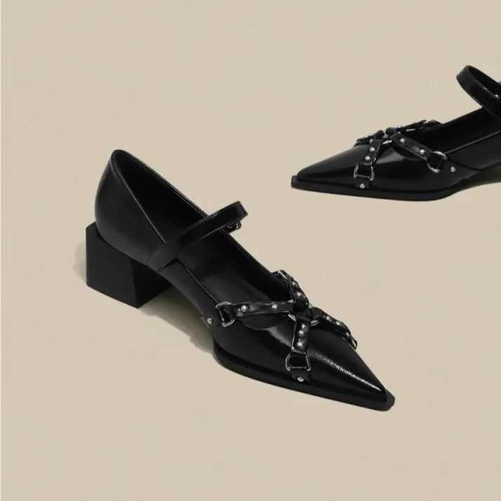Moleubak法式一字带玛丽珍小皮鞋女铆钉气质黑色尖头粗跟单鞋5cm
