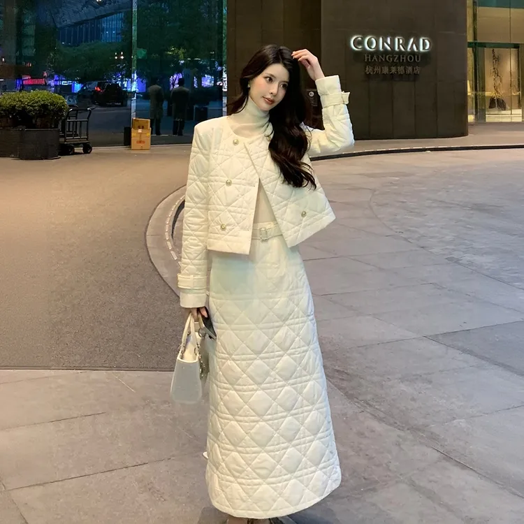 复古时尚夹棉套装秋冬新款高级感气质百搭米白色外套半身裙两件套