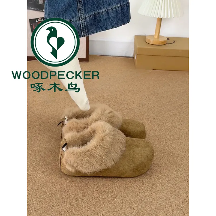 啄木鸟厚底全包勃肯鞋加绒雪地靴女款2025新款冬季毛茸茸保暖棉鞋