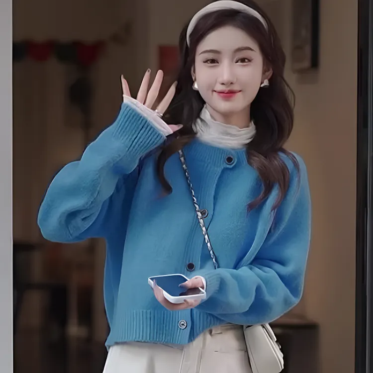湖蓝色毛衣时尚春季针织开衫气质韩版秋冬圆领女装网红洋气女新款