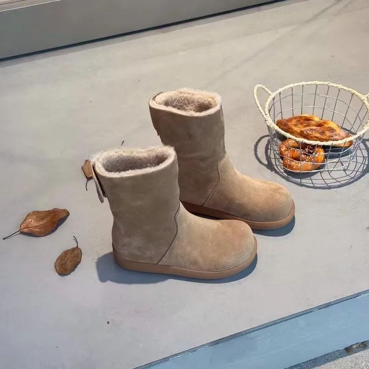 2025新款女士真皮百搭冬季保暖低帮套筒时尚雪地靴加绒筒靴女靴