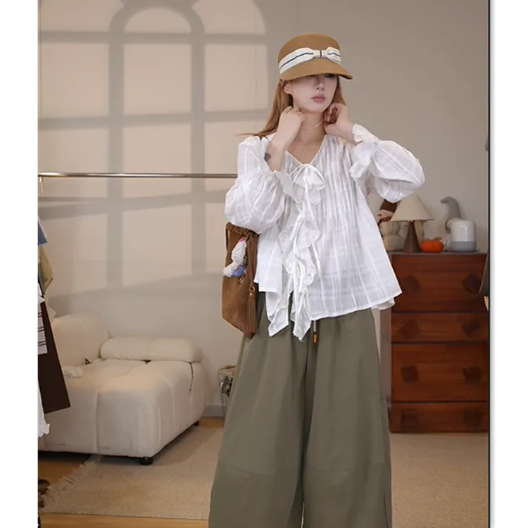 高端货~初秋重工刺绣荷叶边蕾丝褶皱喇叭袖格子衬衫女系带小上衣