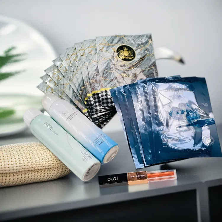 dka.i补水保湿面膜3盒+唇釉+喷雾+脱毛膏【6个东西】