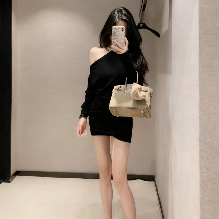 纯欲风辣妹气质斜肩长袖连衣裙子女装秋季内搭修身显瘦包臀短裙子