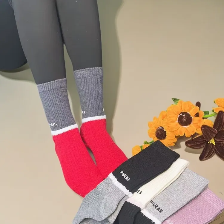 拼接四季休闲风女秋季保暖中筒袜常规款透气