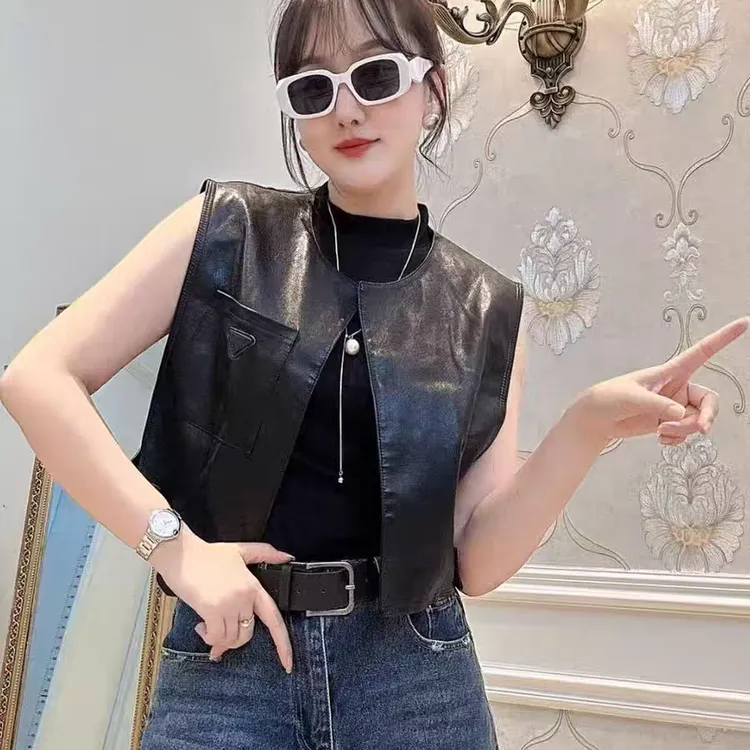 秋季新款韩版时尚马夹女高级感休闲百搭无袖马甲水洗皮外套纯色潮