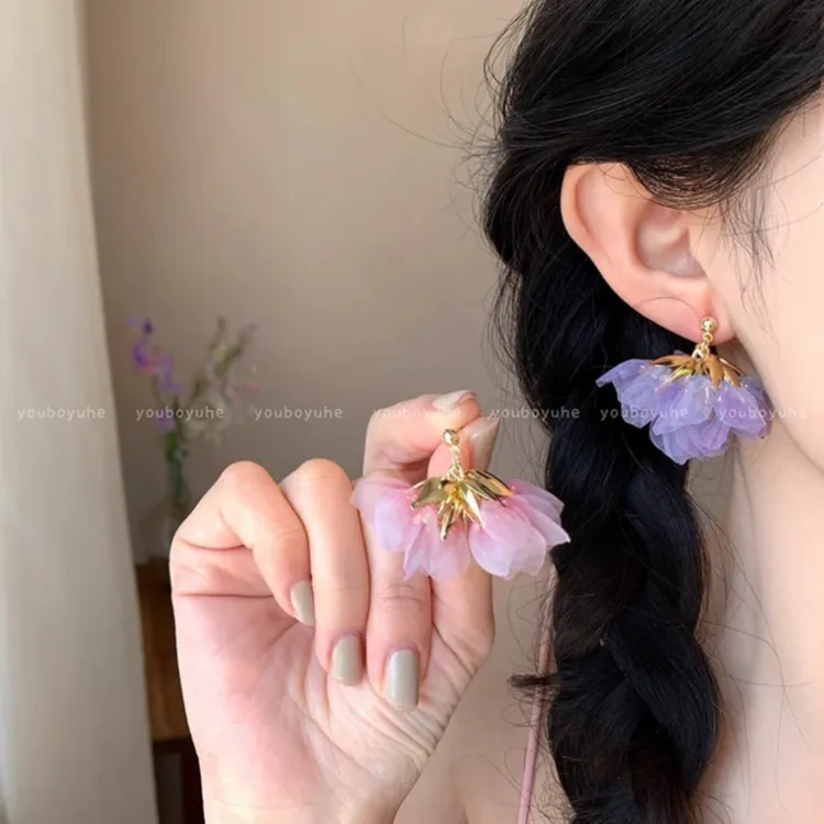 合金布艺耳饰 超仙网纱花朵耳钉小众花朵百搭小清新甜美气质耳饰