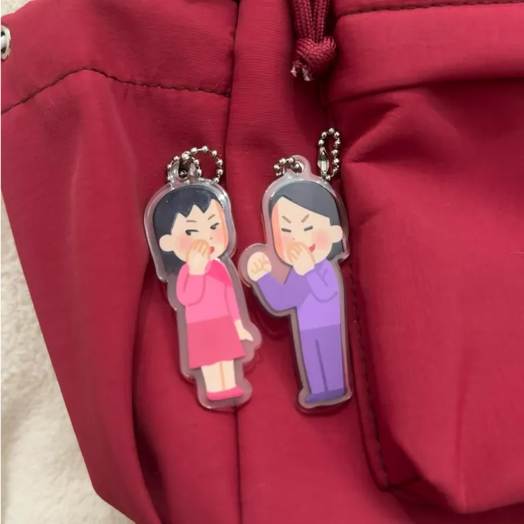 创意潮玩网红表情包日本小人背后蛐蛐趣味背包双挂件亚克力钥匙扣
