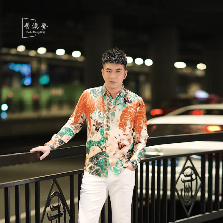 2025春季新款复古时尚潮流百搭休闲民族风印花烫钻男士长袖花衬衫