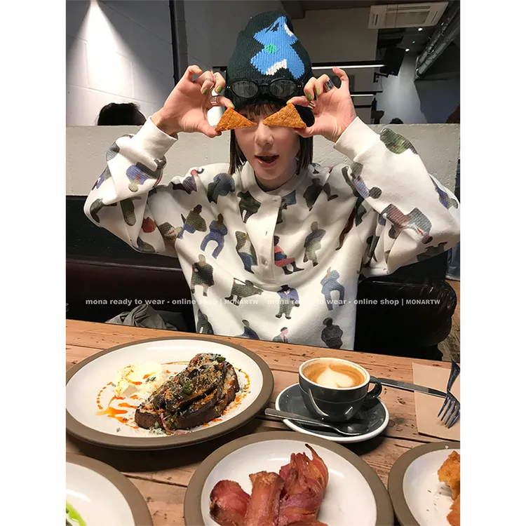 【Mona张绮贤】MONA 印花小众设计 宽松卫衣女 O125Y10074