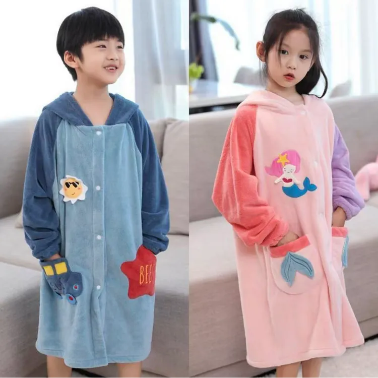 儿童可穿浴巾珊瑚绒浴衣那女中大童洗澡吸水秋冬加厚浴袍