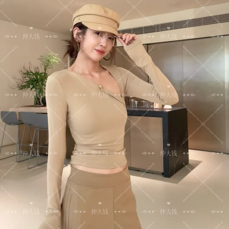 【8166】自带2cm胸垫性感斜领针织衫女秋冬不规则设计感修身上衣