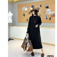 D590慵懒风秋季款简约净版半高领休闲针织长裙