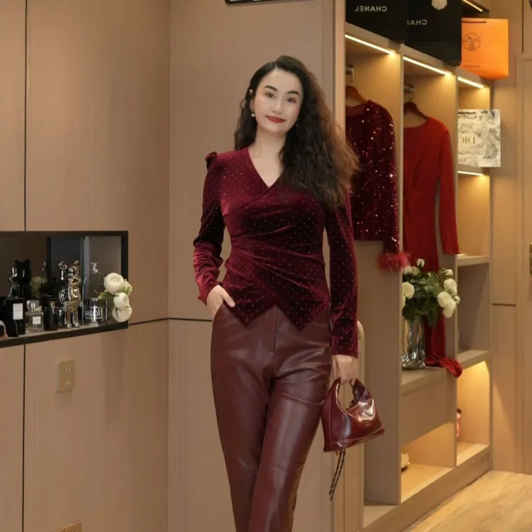 8069新款金丝绒烫钻上衣交叉V领长袖气质显瘦时尚