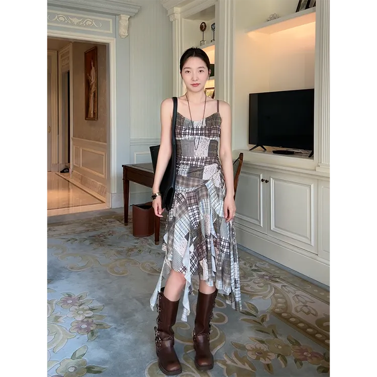 郭九九呢 废土风格纹拼接层次感收腰显瘦吊带裙连衣裙 G925Q08245
