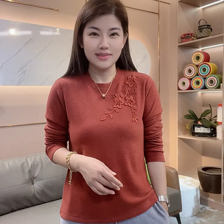 怡特美【棉暖肤绒-万紫千红】秋季上新时尚洋气加厚圆领长袖t恤5230