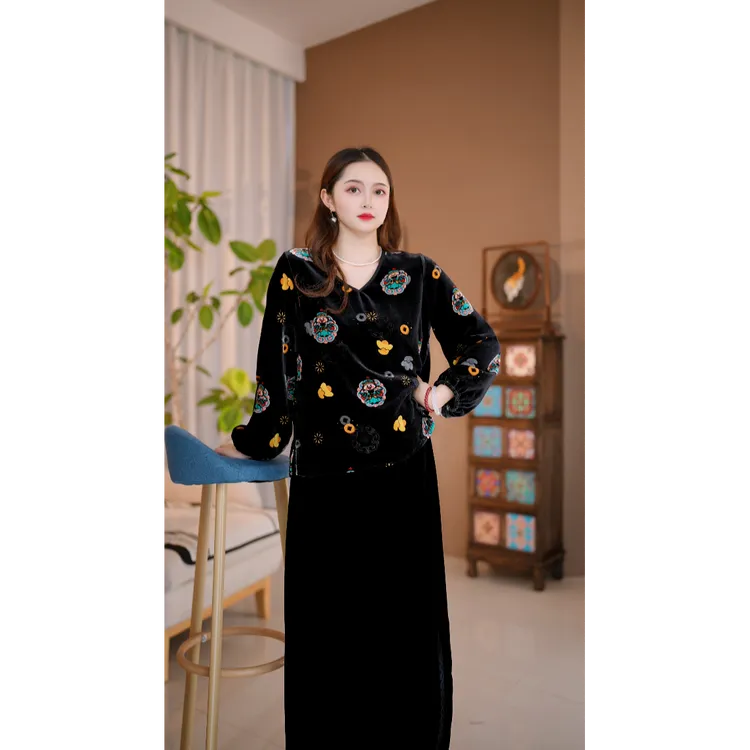 DY2939福禄财神樱美嘉蚕丝丝绒上衣秋季春季小衫v领女装气质衬衫