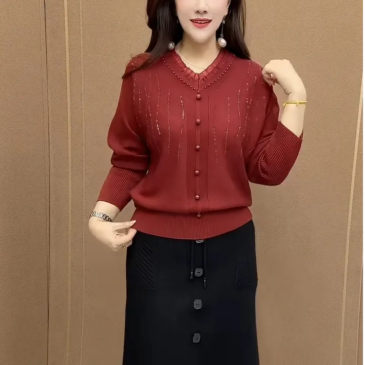 2025年新款设计减龄中年女士打底衫气质阔太太宽松百搭显瘦针织衫