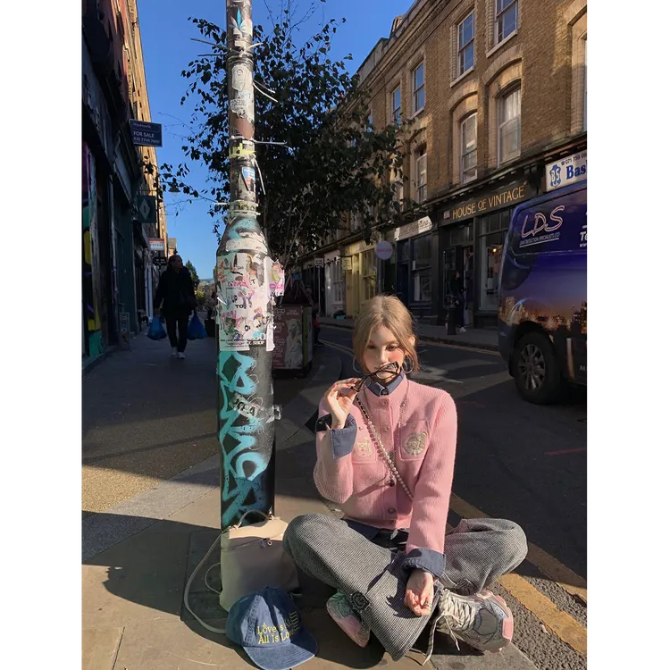 秋冬设计感猫咪刺绣针织开衫外套内搭长袖衬衫女高腰直筒休闲长裤