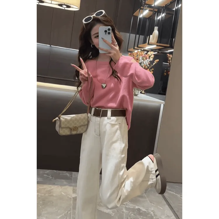 2025年秋季新款百搭露肩设计款圆领针织衫上衣+显腿长直筒牛仔裤