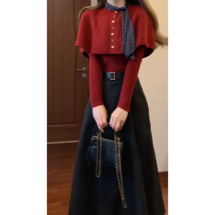秋冬法式复古斗篷披肩两件套毛衣配黑色半身裙套装加腰带9840