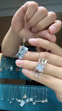 套链贝壳（贝母）18K金镶嵌白色k黄，四叶草套链GHJ25版